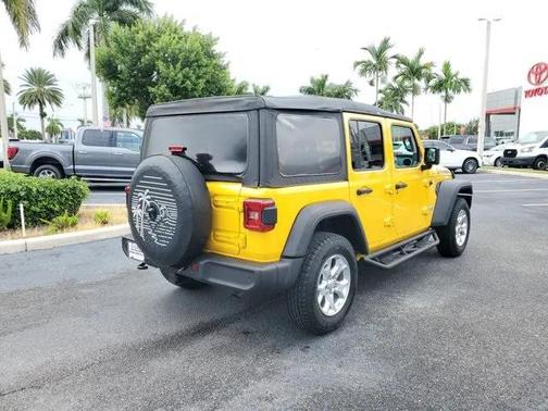 2021 Jeep Wrangler Unlimited Islander 4x4