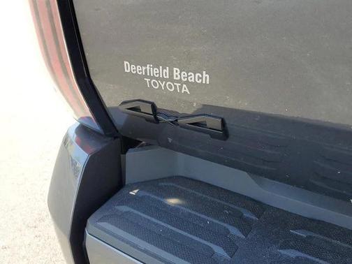 2025 Toyota Tundra Hybrid Platinum