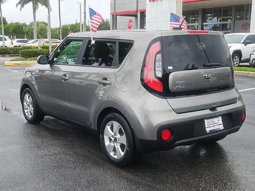2017 Kia Soul Base
