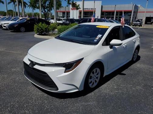 2025 Toyota Corolla LE
