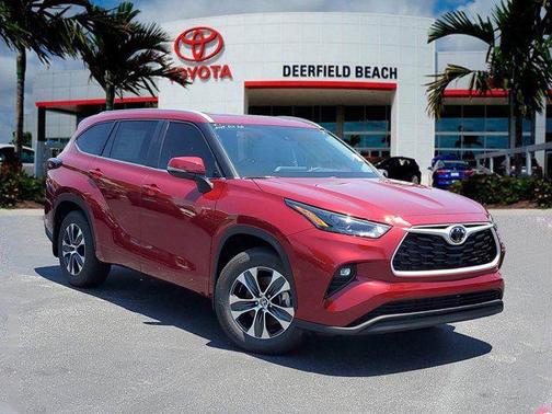 2025 Toyota Highlander XLE