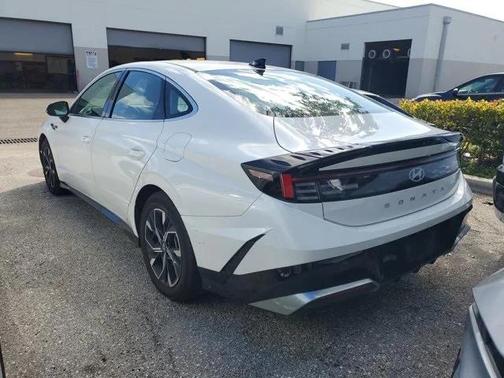 2025 Hyundai SONATA SEL