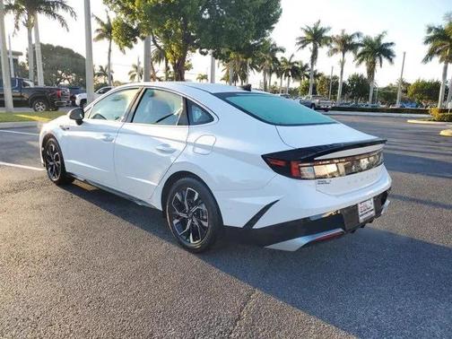 2025 Hyundai SONATA SEL
