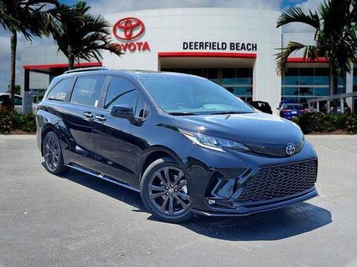 2025 Toyota Sienna XSE 7 Passenger