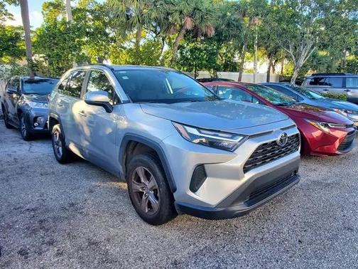 2022 Toyota RAV4 XLE