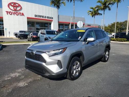 2022 Toyota RAV4 XLE