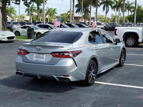 2023 Toyota Camry SE
