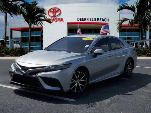 2023 Toyota Camry SE