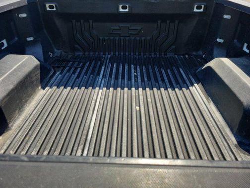 Summit White 2023 Chevrolet Silverado 1500 WT