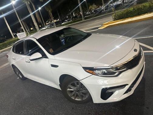 2020 Kia Optima LX