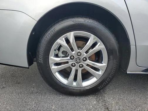 2024 Toyota Sienna Platinum 7 Passenger