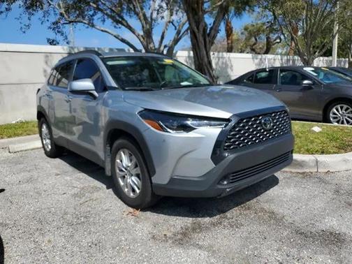 2024 Toyota Corolla Cross LE