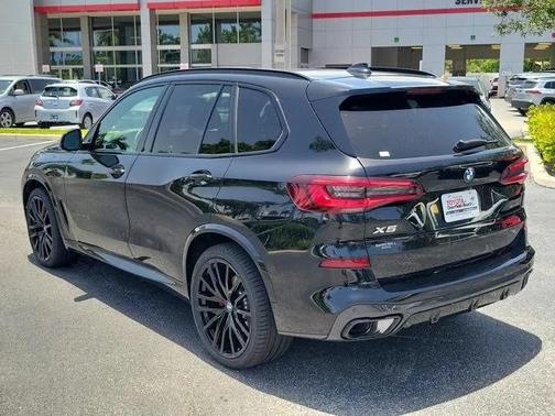 2023 BMW X5 sDrive40i