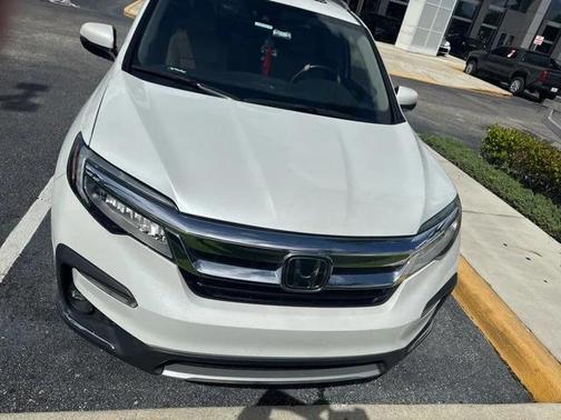2022 Honda Pilot AWD Elite