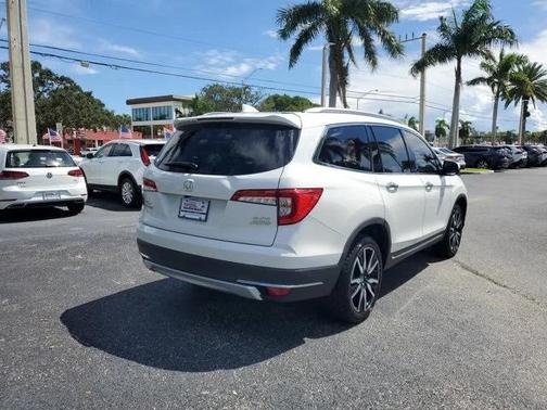 2022 Honda Pilot AWD Elite