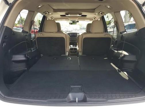 2022 Honda Pilot AWD Elite