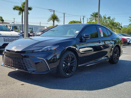 Midnight Black Metallic 2026 Toyota Camry SE