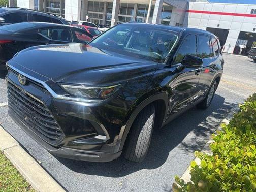 Midnight Black Metallic 2024 Toyota Grand Highlander XLE