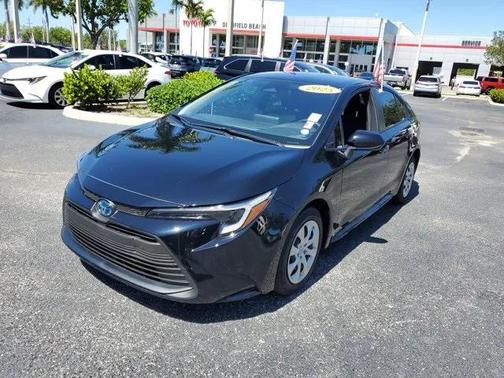 2025 Toyota Corolla Hybrid LE
