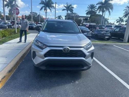 2021 Toyota RAV4 LE