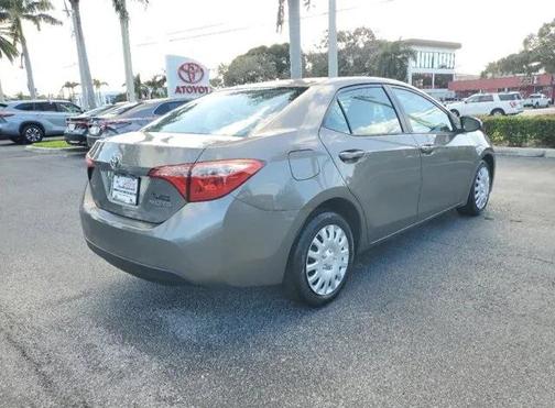 2018 Toyota Corolla LE