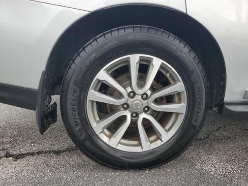 2013 Nissan Pathfinder SL