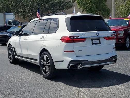 2022 BMW X7 xDrive40i