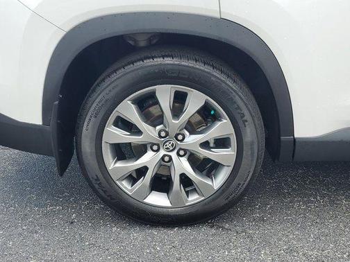 2024 Toyota Grand Highlander Hybrid XLE