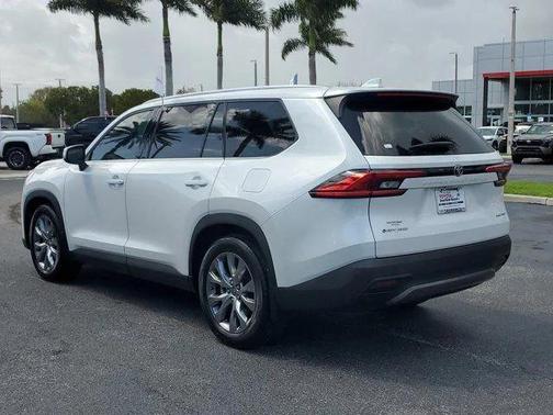 2024 Toyota Grand Highlander Hybrid XLE