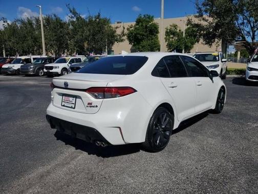 2024 Toyota Corolla Hybrid LE