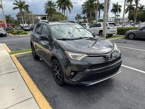 2016 Toyota RAV4 SE