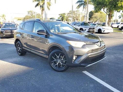 2016 Toyota RAV4 SE