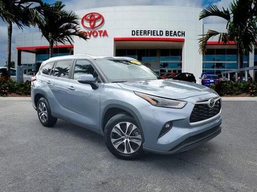 2023 Toyota Highlander XLE