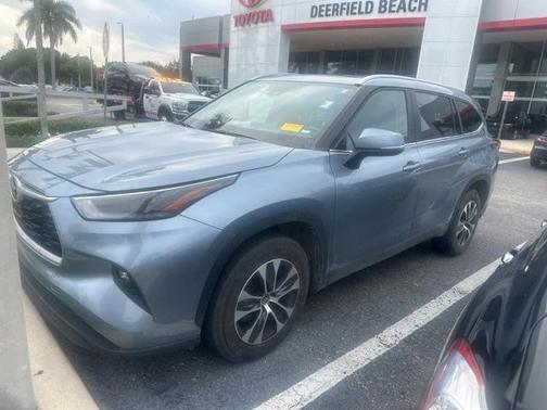 2023 Toyota Highlander XLE
