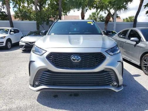 2023 Toyota Highlander XSE