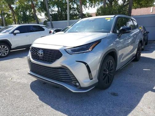 2023 Toyota Highlander XSE