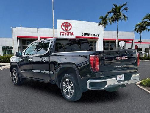 Onyx Black 2025 GMC Sierra 1500 SLT