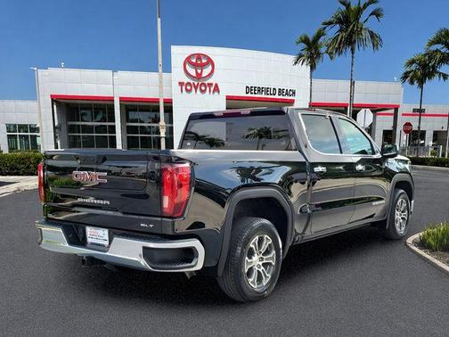 Onyx Black 2025 GMC Sierra 1500 SLT
