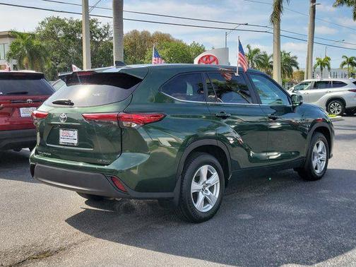 Cypress 2023 Toyota Highlander Platinum
