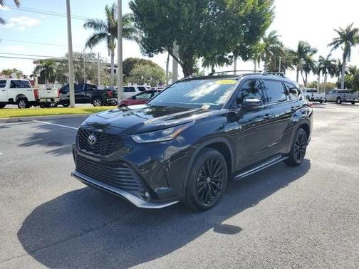 2023 Toyota Highlander XSE