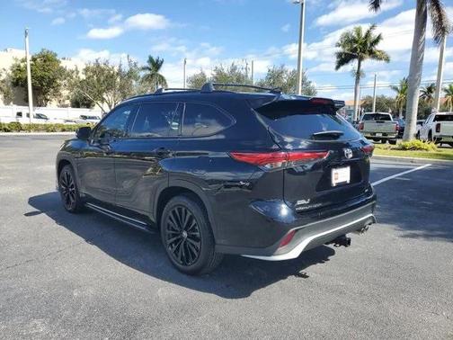 2023 Toyota Highlander XSE