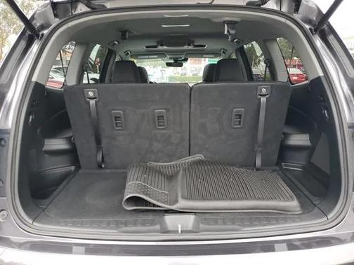 2020 Honda Pilot Touring 8-Passenger