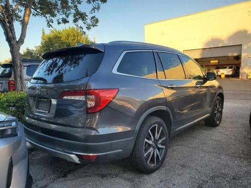 2020 Honda Pilot Touring 8-Passenger