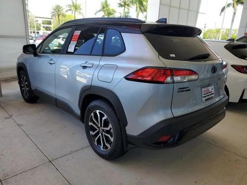 2025 Toyota Corolla Hybrid SE