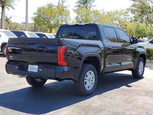 2025 Toyota Tundra SR5