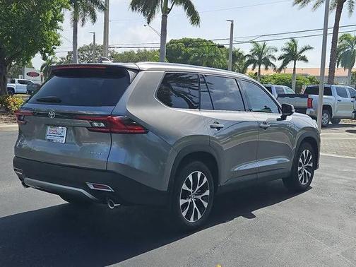 2025 Toyota Grand Highlander Hybrid Limited MAX