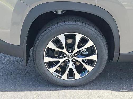 2025 Toyota Grand Highlander Hybrid Limited MAX