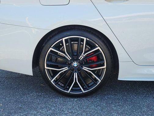 Alpine White 2021 BMW 530 530i