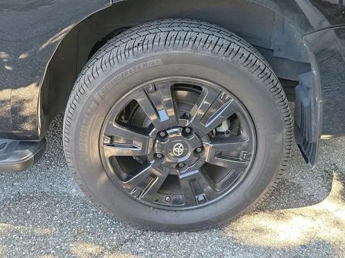 2019 Toyota Sequoia SR5