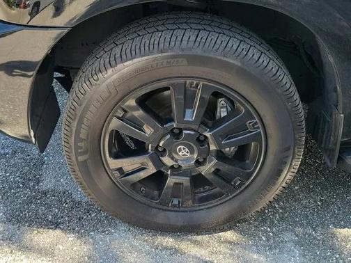 2019 Toyota Sequoia SR5